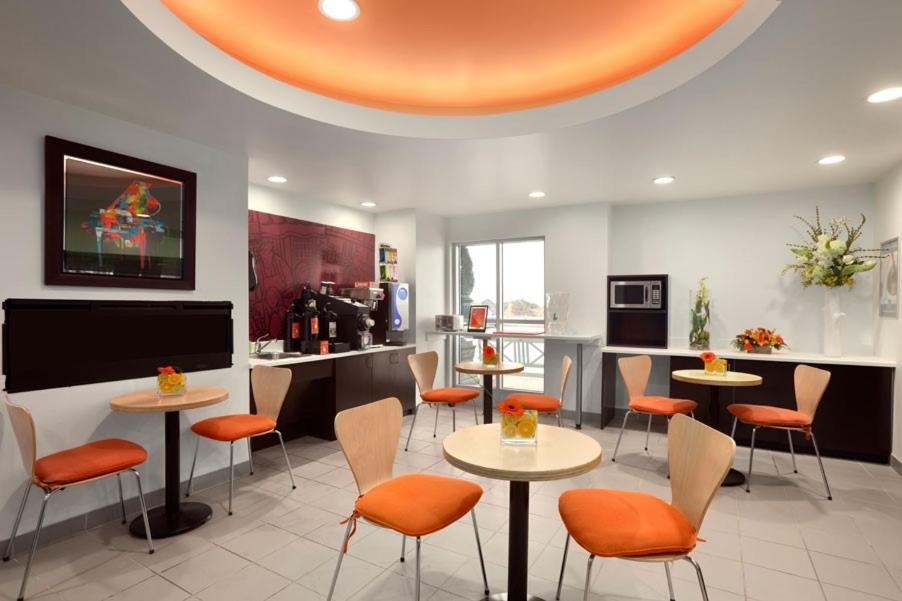 Motel 6-Moosomin, Sk Exteriör bild