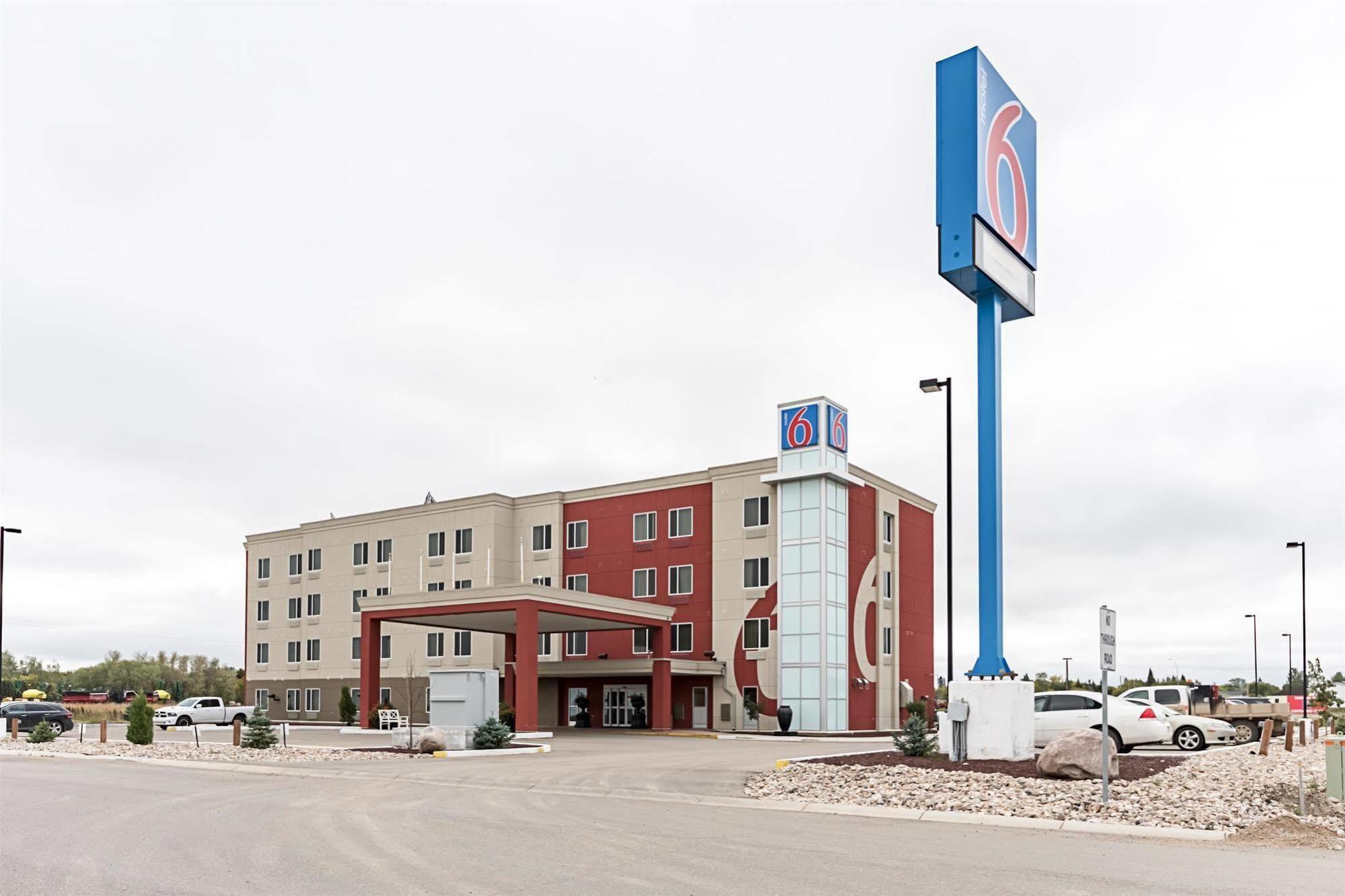 Motel 6-Moosomin, Sk Exteriör bild