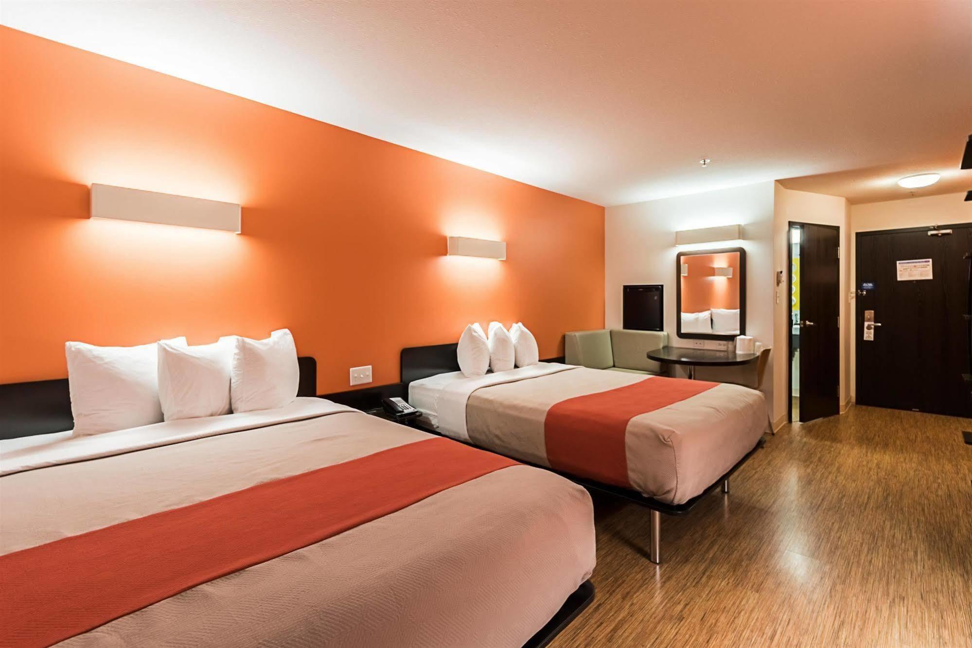 Motel 6-Moosomin, Sk Exteriör bild