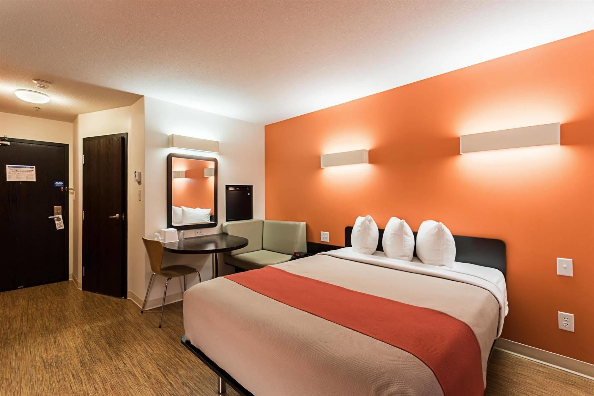 Motel 6-Moosomin, Sk Exteriör bild
